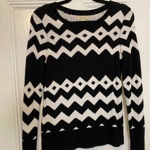 Timeless Patterned B&W Sweater- G.H Bass & Co.